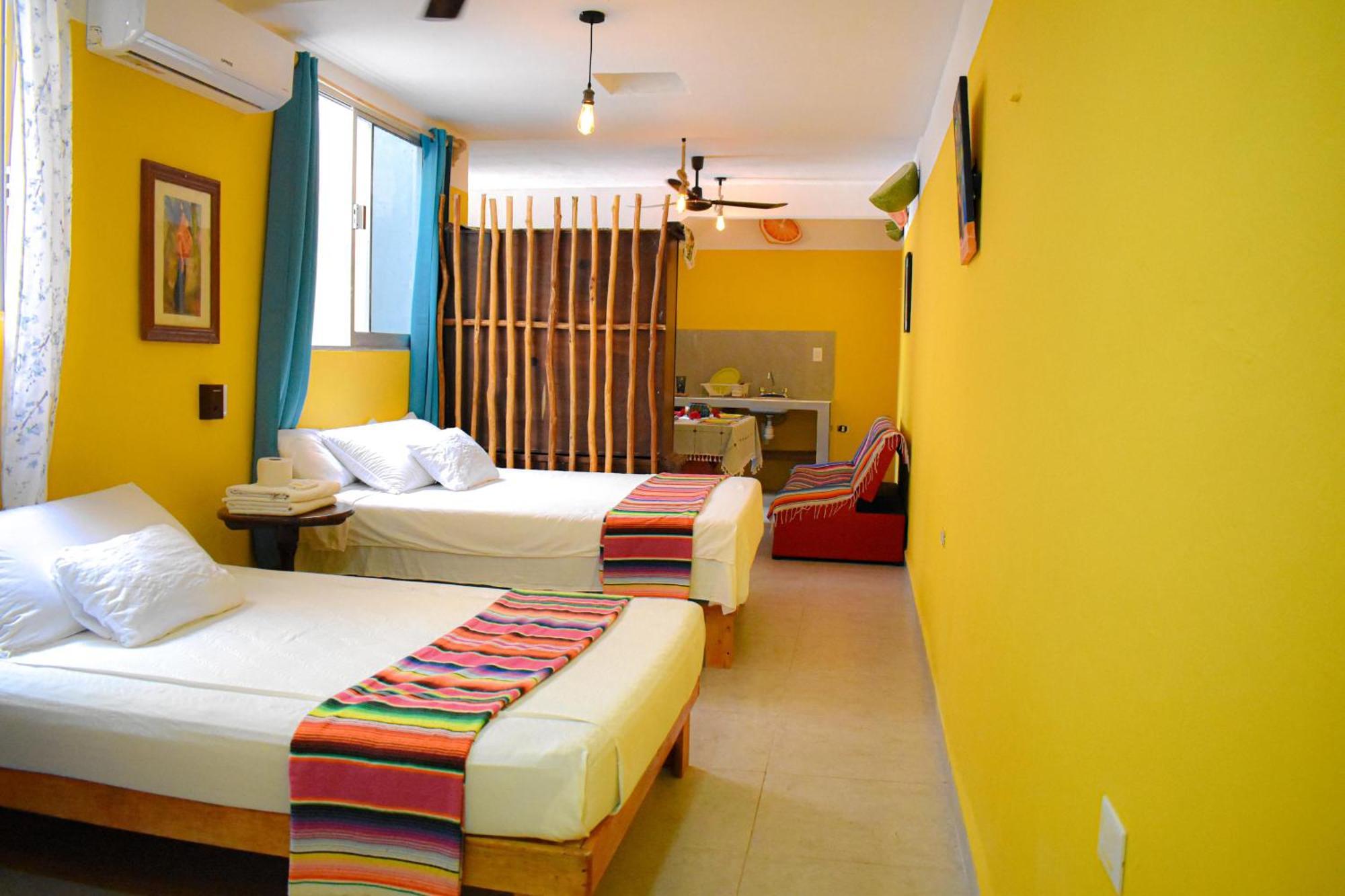 كانكون Casona Pueblo Magico -Suite And Family Rooms المظهر الخارجي الصورة
